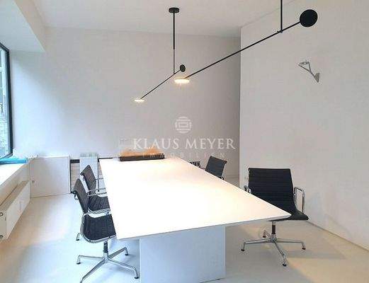 Beispiel Besprechung 