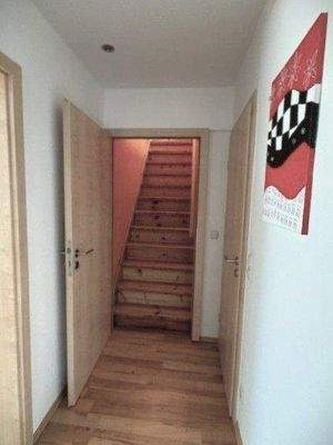 EG/OG: Treppenaufgang zum DG