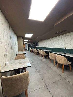 EG Shisha Bar_Gästebereich (2).JPG