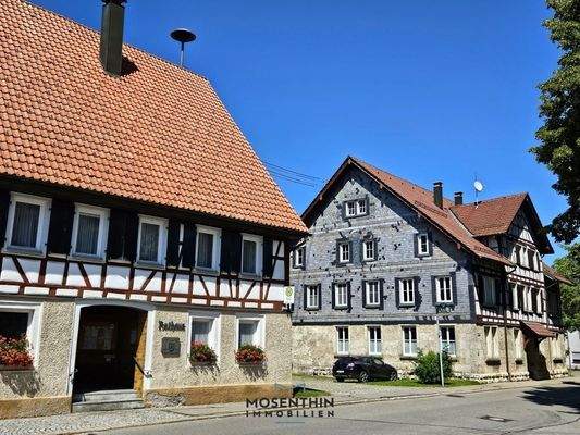 200 Meter zum Rathaus