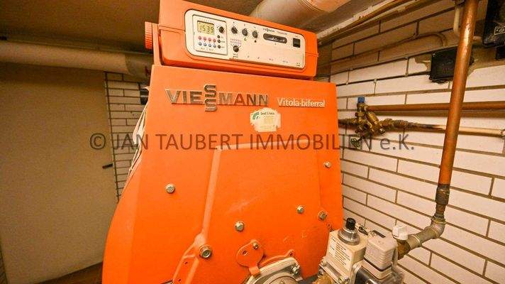 solide Viessmann-Heizzentrale