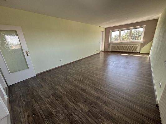 Wohn - und Essbereich