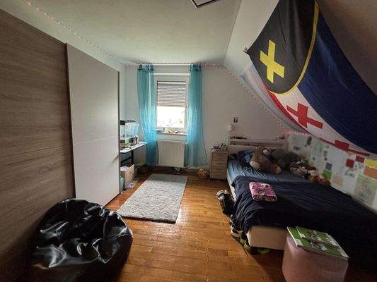 Kinderzimmer Dachgeschoss