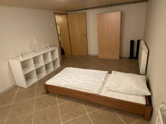 Büro Hobbyraum im Keller