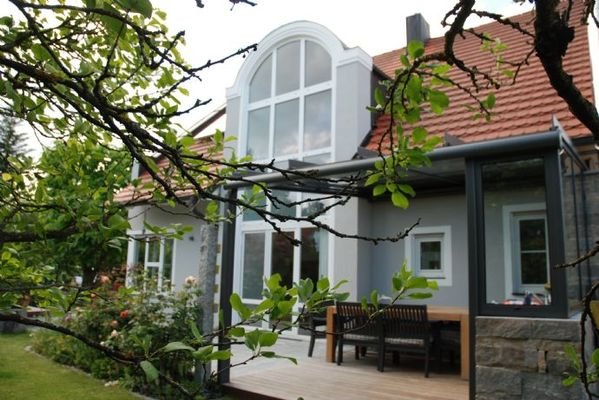 Terrasse und Outdoorküche