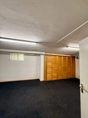 Hobbyraum Keller 2.jpg