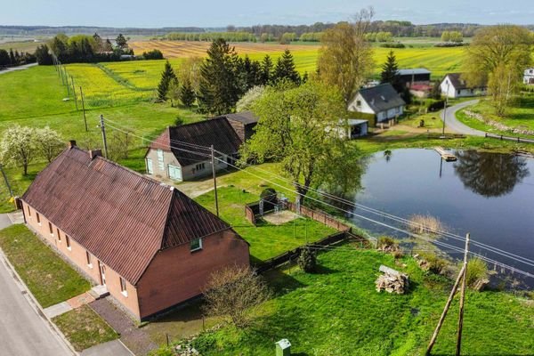 Grundstück am Teich