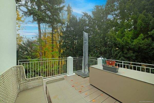 Terrasse mit Blick ins Grüne