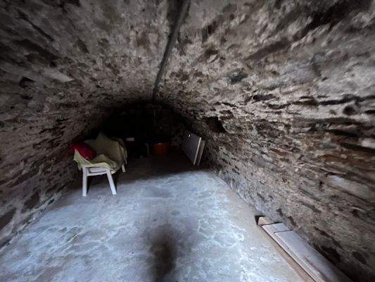 Weinkeller, unsaniert