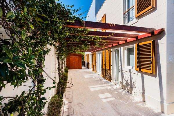 Außenbereich mit Überdachung