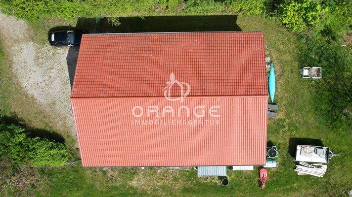 Luftansicht m. Hallendach