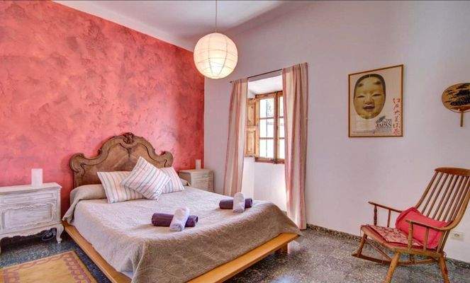 Stadthaus-Pool-Mancor-de-la-Vall-Views