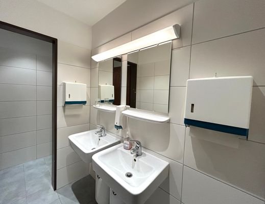 WC Damen und Herren getrennt