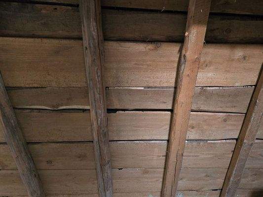 Holz Dachgeschoss 1