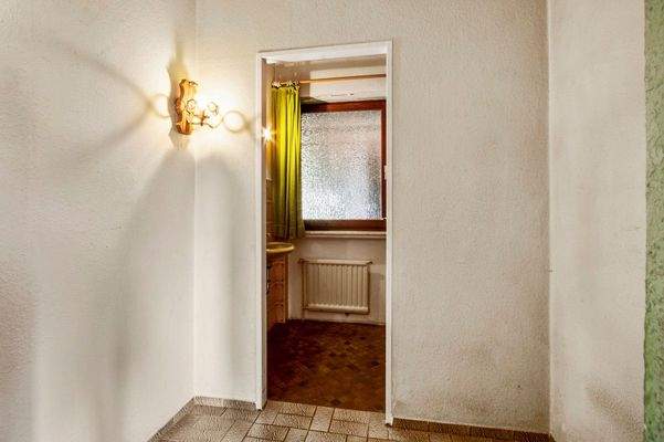 Garderobe und Gäste-WC