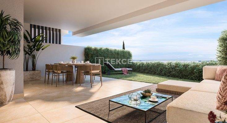 Sea and Mountain View Stylish Real Estate in Fuengirola