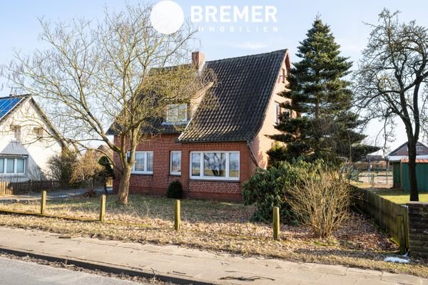 Straßenansicht