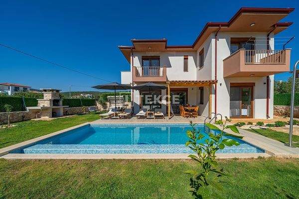 Detached Furnished Villa with Pool and Parking in Kaş Antalya