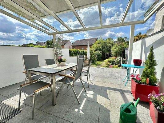 Terrasse mit Bedachung