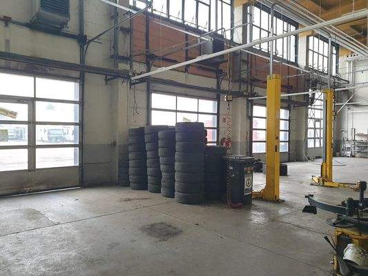 Ladebereich/Rolltore