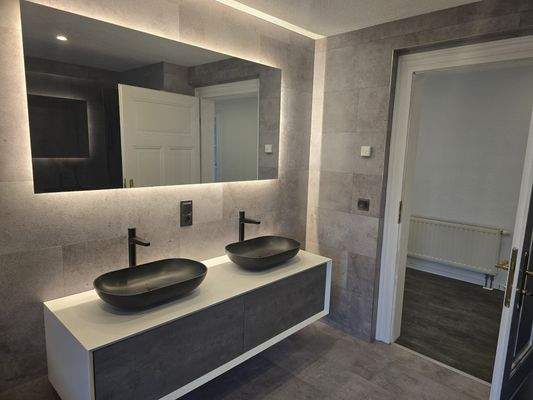 Bad in der Dachgeschoßwohnung