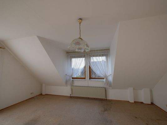 DG großes Zimmer mit Loggia