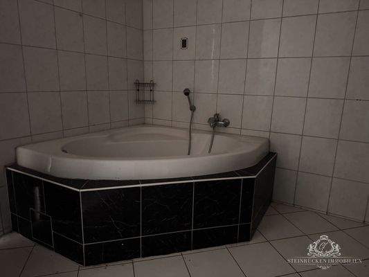 Wohneinheit mit Eckbadewanne