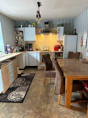 Wohn-/Esszimmer 
