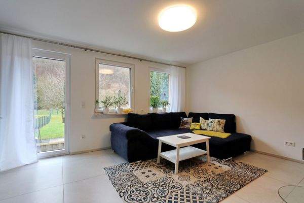 neue Wärmeschutz-Terrassentür und -fester