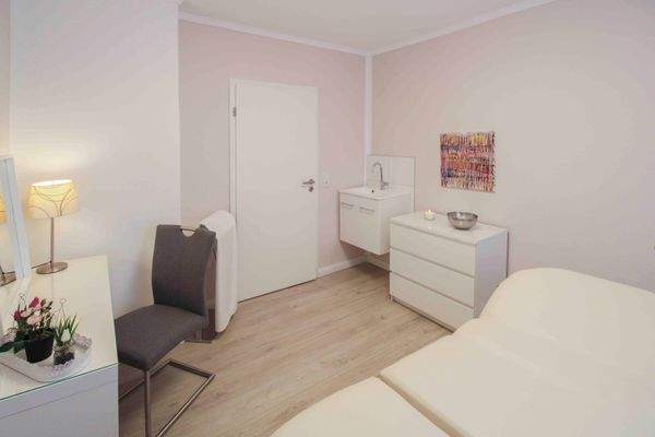 Behandlungsraum 2 EG