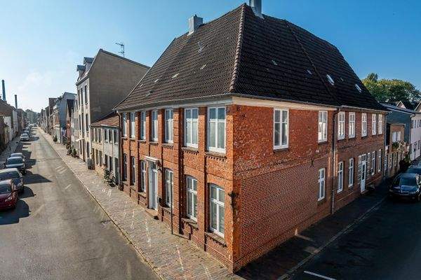 Hervorragende Mikrolage.