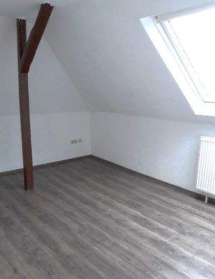 Anton-Müller 1_2.OG links 5.jpg