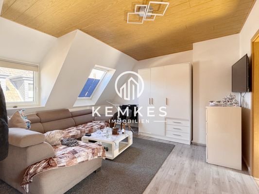 Wohnung DG Links