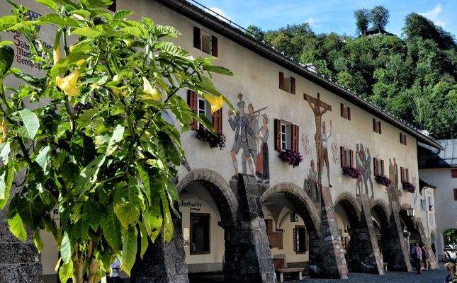 Schlossarkaden-Schlossplatz-Wandmalerei