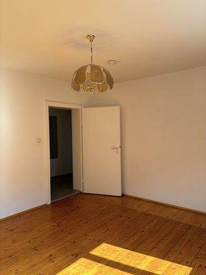 Lichtspiel am Holzboden