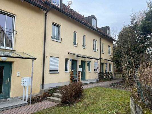 Haus 2 - Eingänge.jpeg