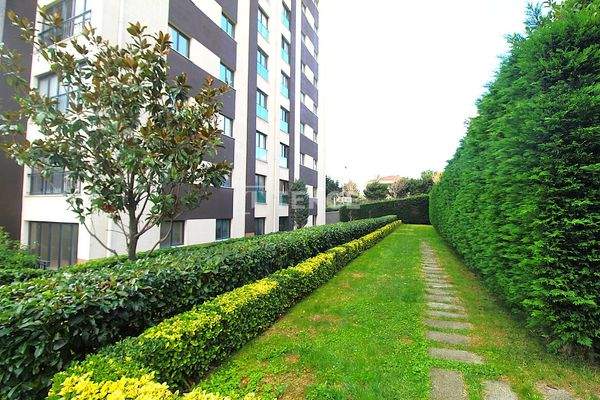 Apartments with Swimming Pools in Beylikdüzü İstanbul