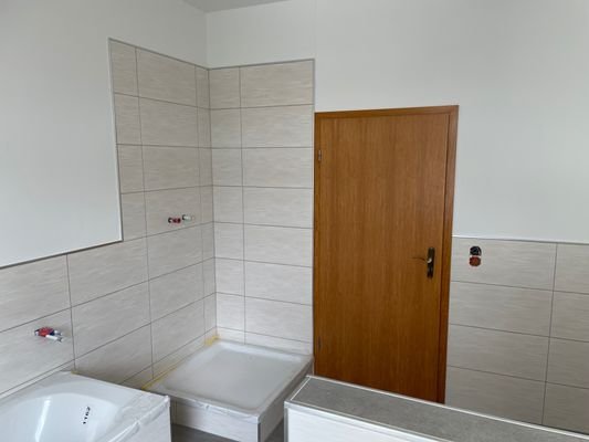 Badansicht 1, große Wohneinheit
