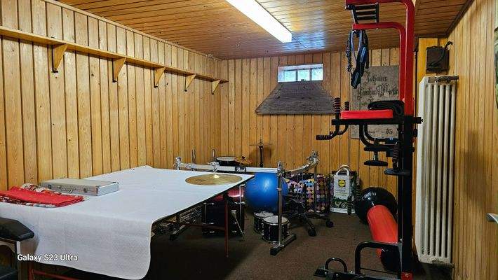 35 Partyraum im Keller