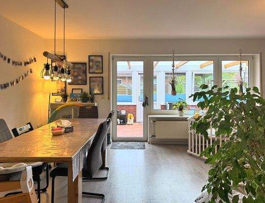 Wohn- und Essbereich 