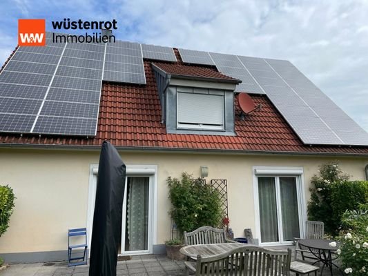 Schönes EFH mit PV-Anlage