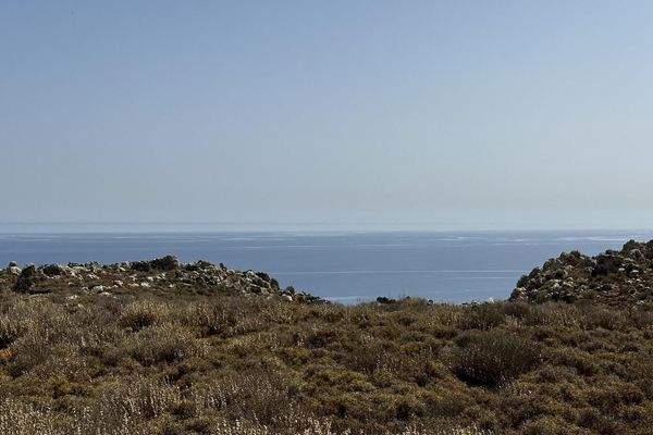 Kreta, Kokkino Chorio: Spektakuläres 80.000 m² großes Grundstück mit Meerblick auf Kreta zum Verkauf