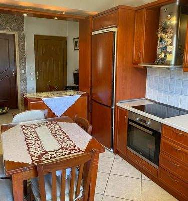 Kreta, Voukolies: Möblierte Wohnung im ersten Stock zu verkaufen