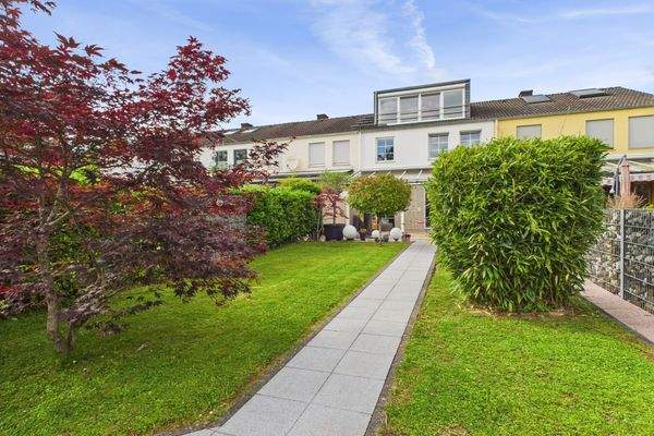 Schlossstraße 22 – 54293 Trier-Quint