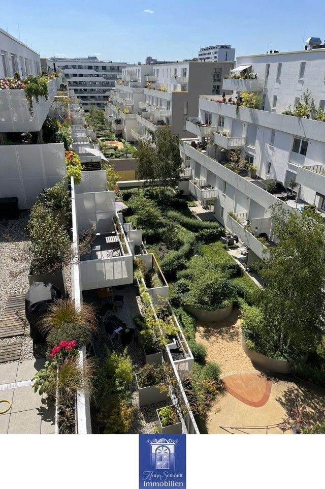 Beeindruckende moderne Familienwohnung mit EBK! 2 Balkone! Terrasse! - Foto 1