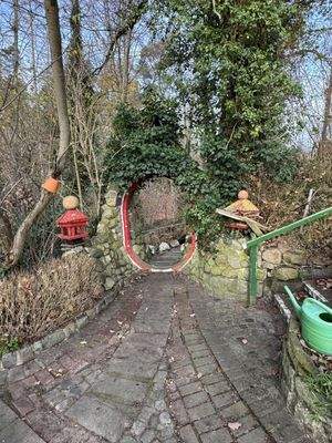 Durchgang zum Nachbargrundstück