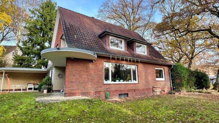 Blick aus dem Garten