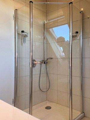 Dusche im OG