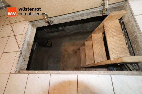 Zugang zum Gewölbekeller 