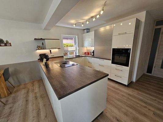 Offene Küche mit Insel